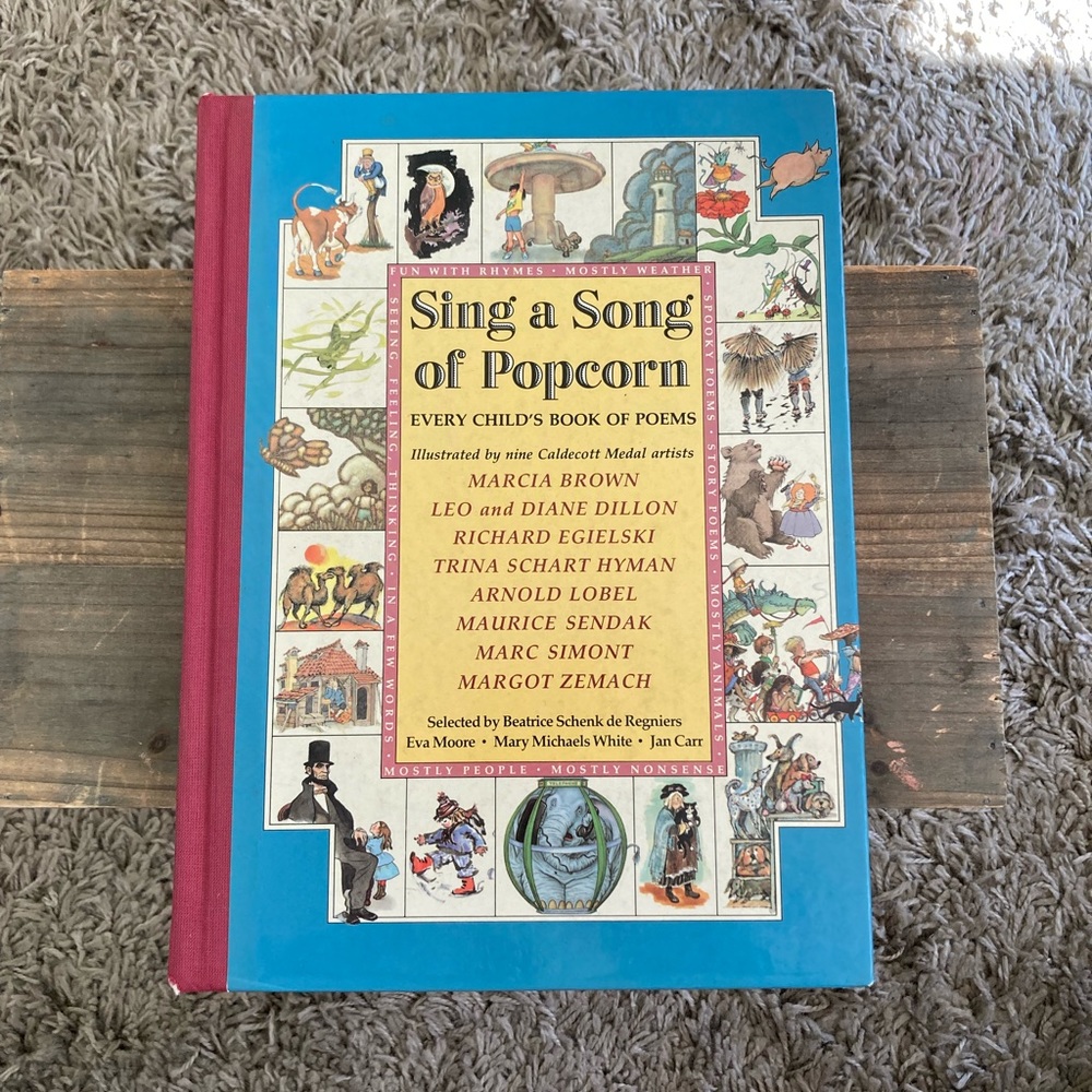 Sing a Song of Popcorn: Every Child 's Book of Poems - Hardcover 1988 - Darling!